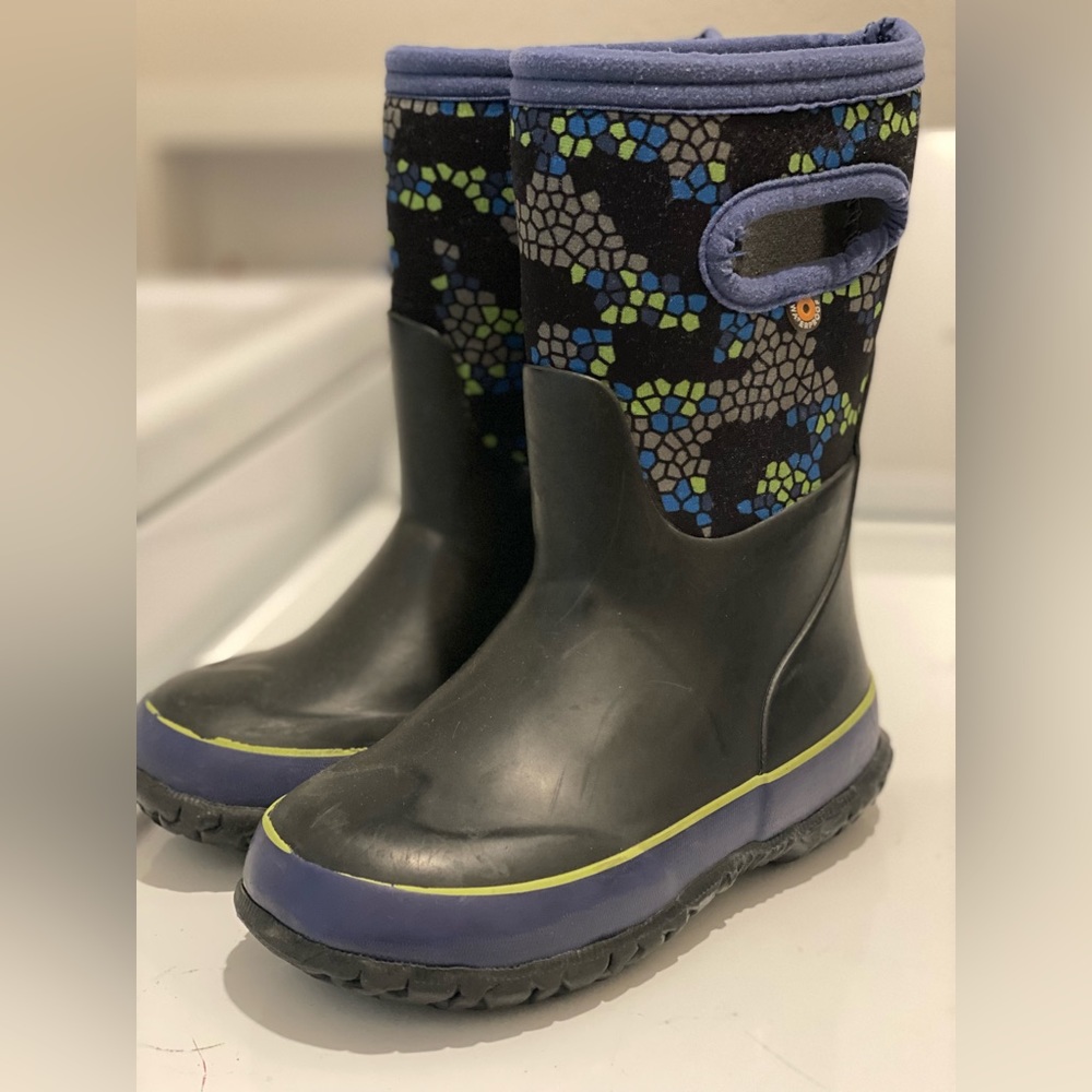 Kids rain boots bundle